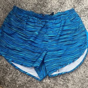 womens nike running shorts